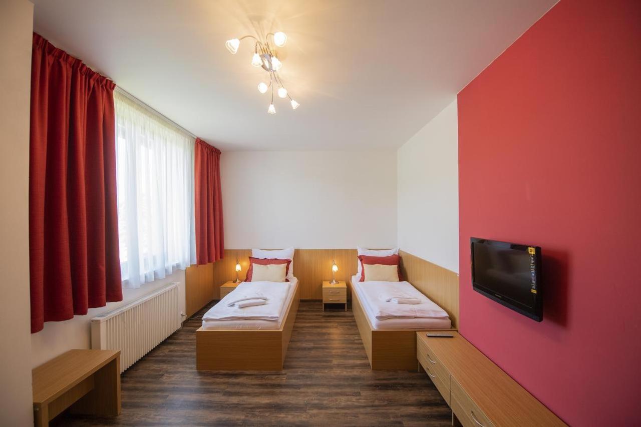 Hotel Berounka Hrebecniky Luaran gambar